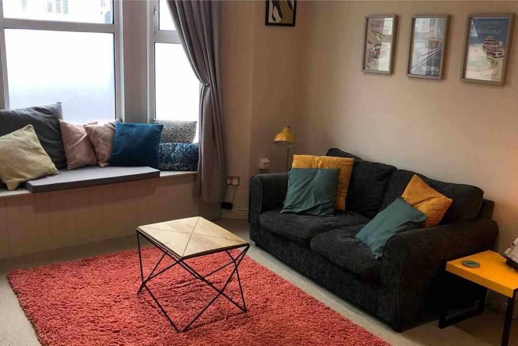 Charming, Bright, Hilltop Apartment. Hastings Eksteriør bilde