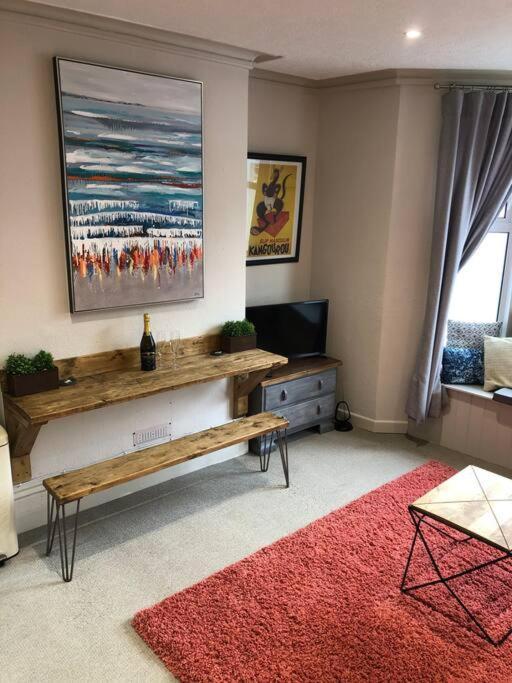 Charming, Bright, Hilltop Apartment. Hastings Eksteriør bilde