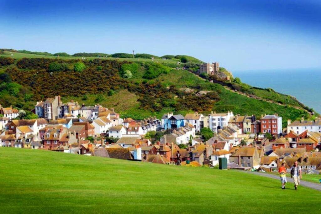 Charming, Bright, Hilltop Apartment. Hastings Eksteriør bilde